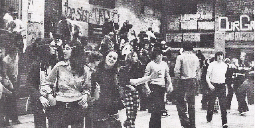 1974hoops/1974court.jpg