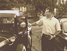 mokecar2j.jpg